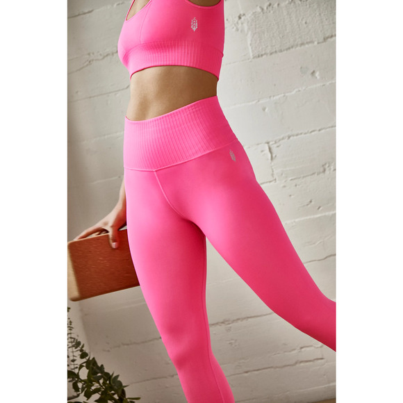 NWOT Free People Movement Good Karma Leggings in Hot Pink xs/s - Picture 3 of 15